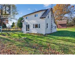 333 BURRIDGE ROAD, Frontenac, Ontario