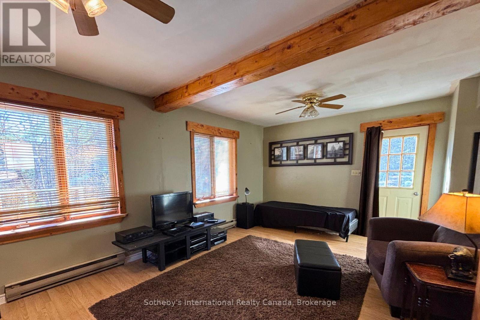 240 Britannia Road, Huntsville, Ontario  P1H 2J3 - Photo 10 - X12485425