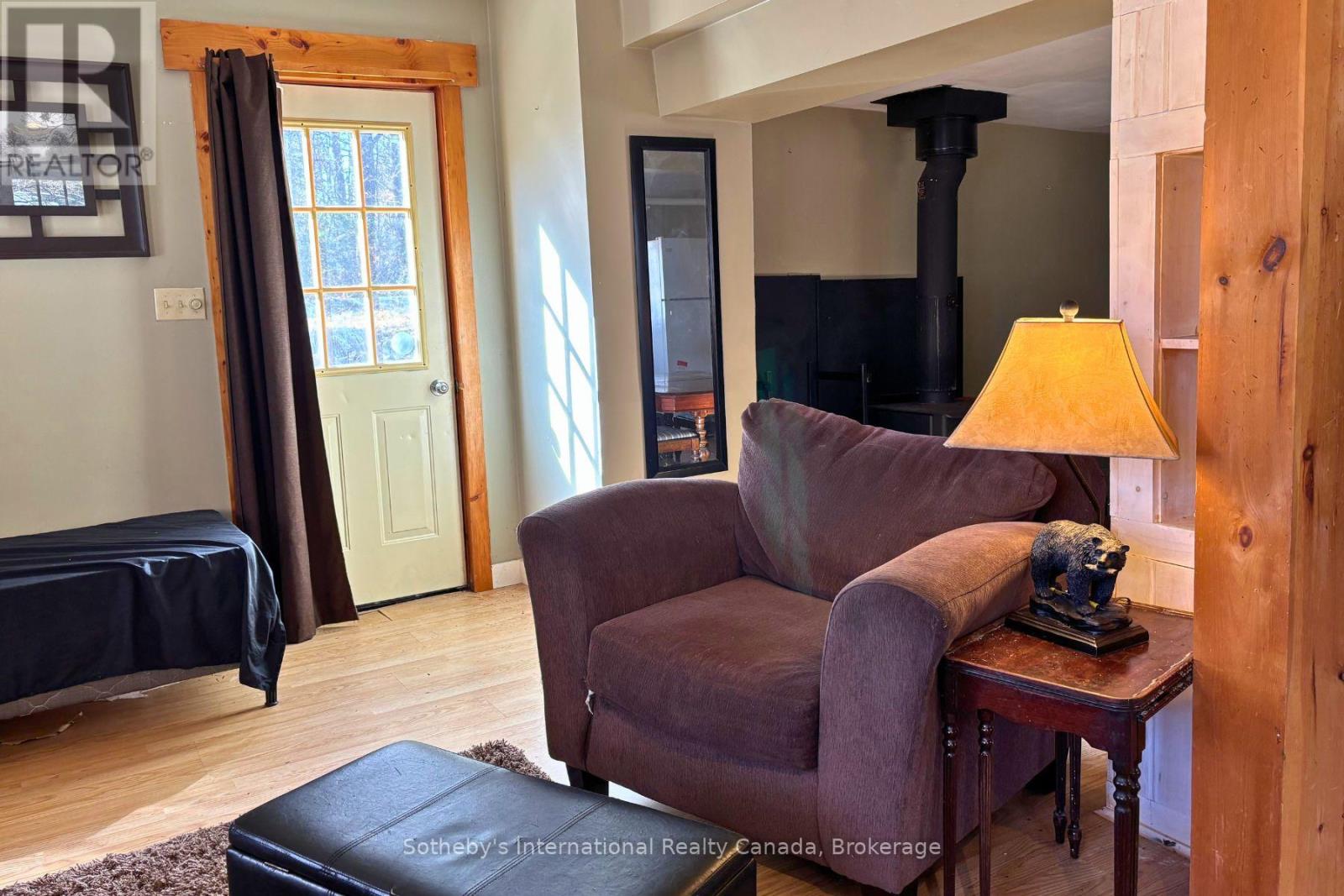 240 Britannia Road, Huntsville, Ontario  P1H 2J3 - Photo 11 - X12485425