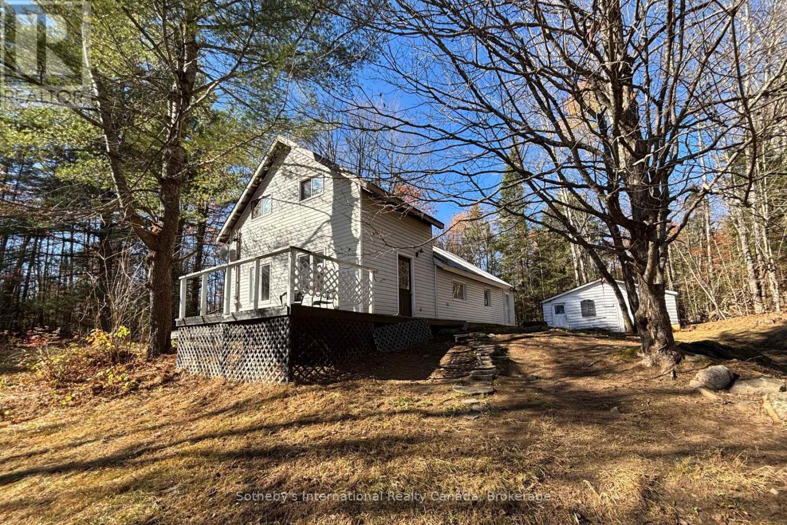 240 Britannia Road, Huntsville, Ontario  P1H 2J3 - Photo 2 - X12485425