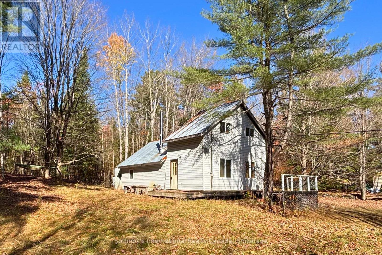 240 Britannia Road, Huntsville, Ontario  P1H 2J3 - Photo 3 - X12485425