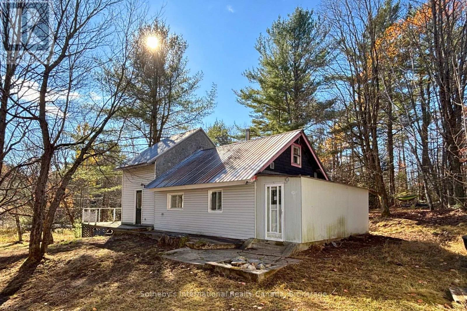 240 Britannia Road, Huntsville, Ontario  P1H 2J3 - Photo 4 - X12485425