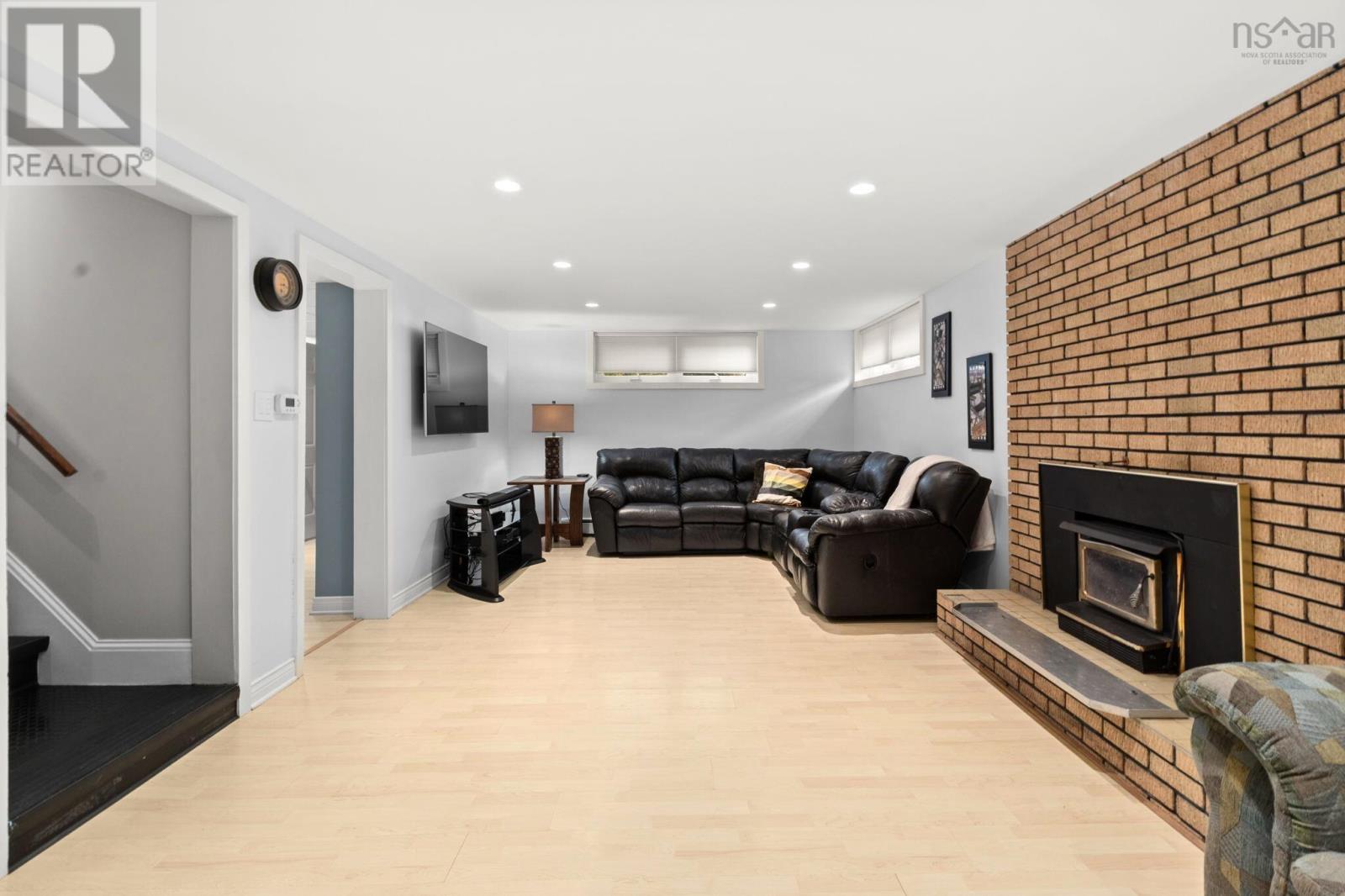 14 Bayswater Road, Dartmouth, Nova Scotia  B2W 4E1 - Photo 25 - 202526483