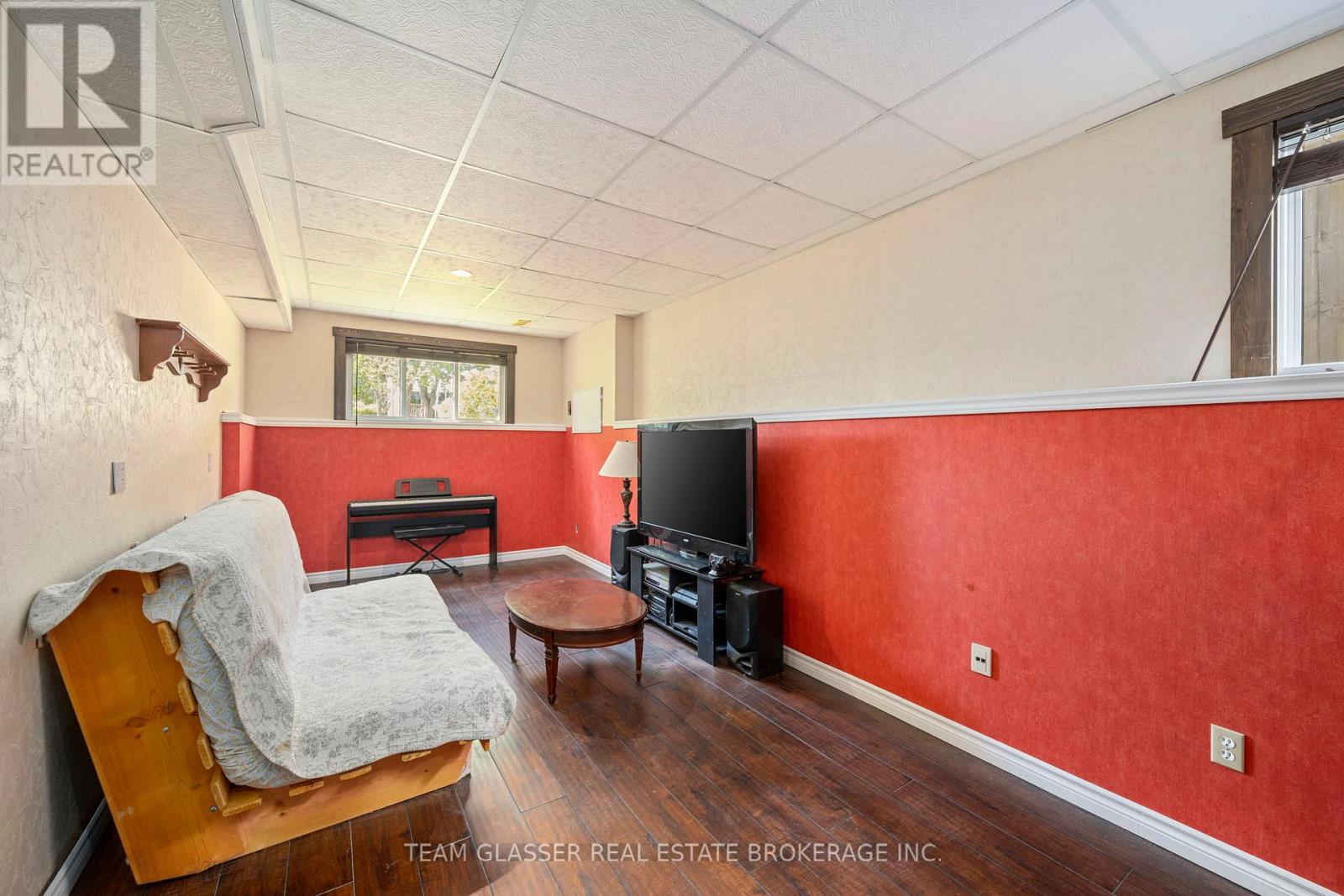 76 Juno Drive, St. Thomas, Ontario  N5R 6E9 - Photo 12 - X12485480