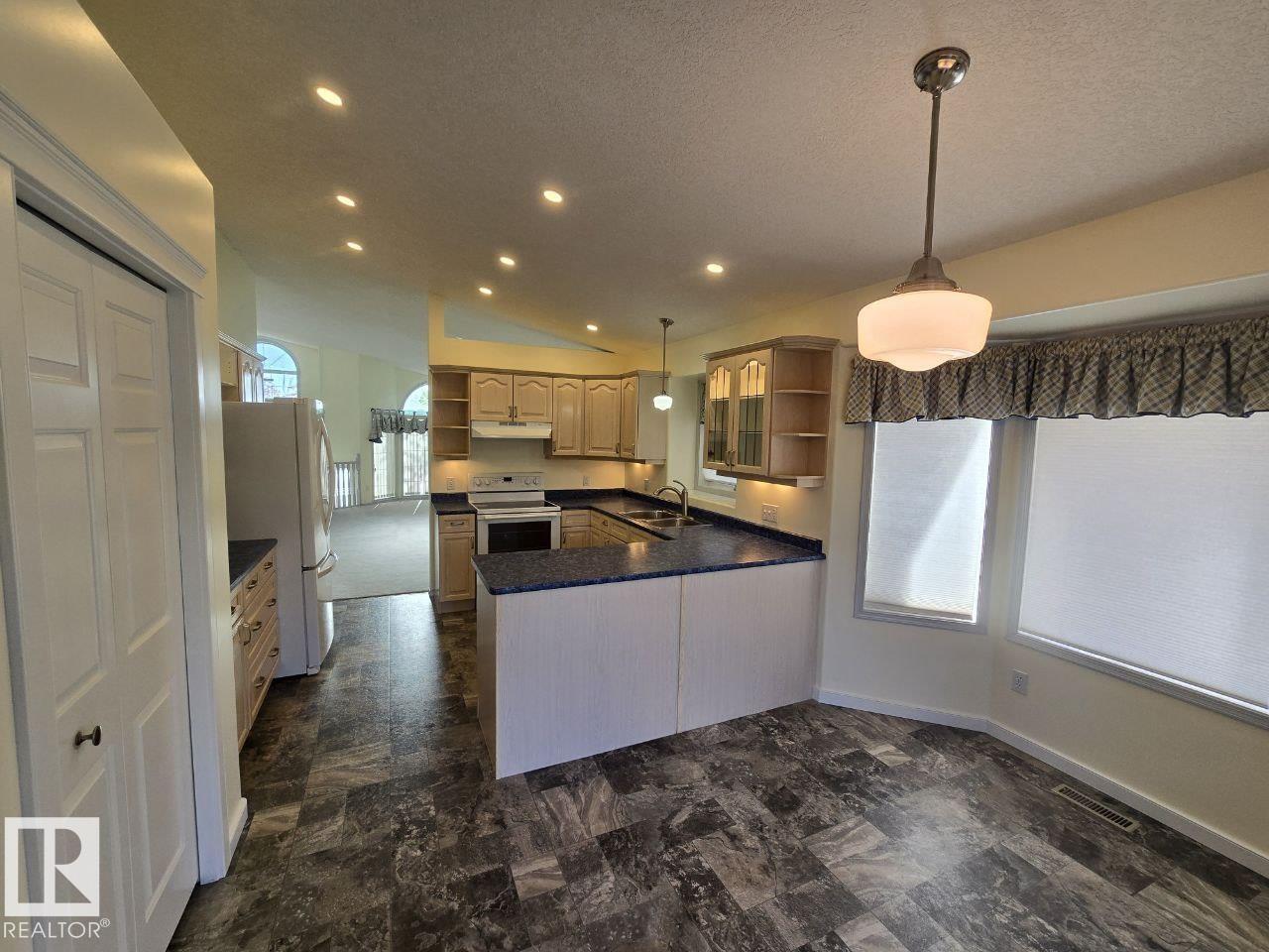 13904 162 Av Nw, Edmonton, Alberta  T6V 1J4 - Photo 8 - E4463728