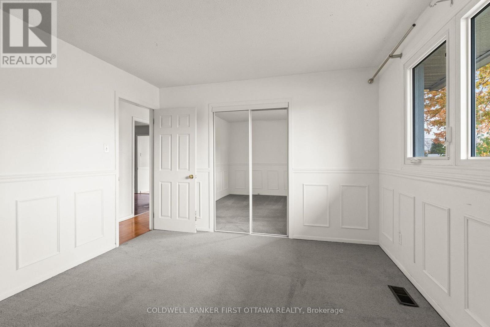 173 Knoxdale Road, Ottawa, Ontario  K2G 1B1 - Photo 12 - X12485417