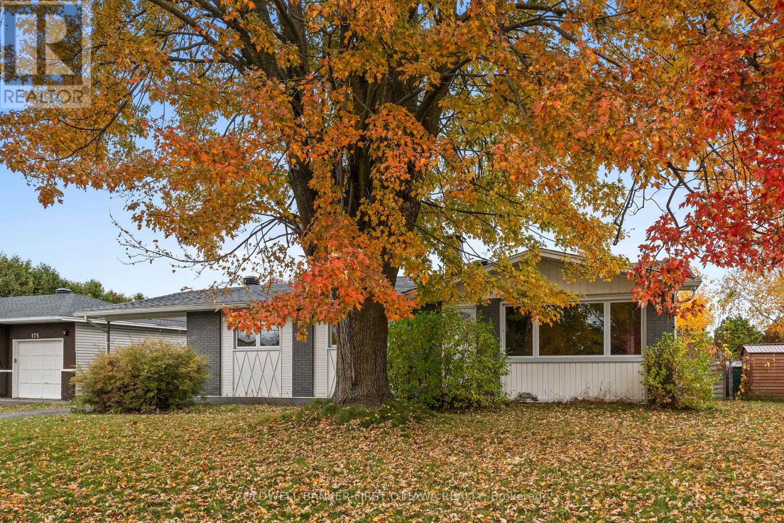 173 Knoxdale Road, Ottawa, Ontario  K2G 1B1 - Photo 2 - X12485417