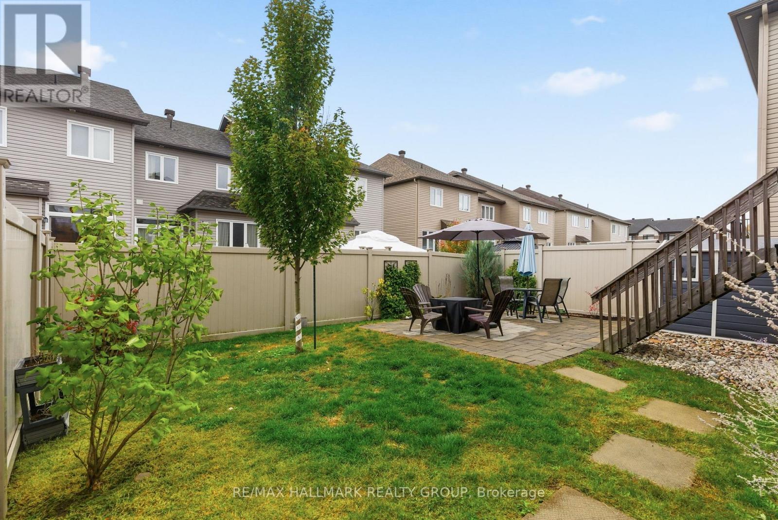 677 Sunburst Street, Ottawa, Ontario  K1T 0L2 - Photo 42 - X12485485
