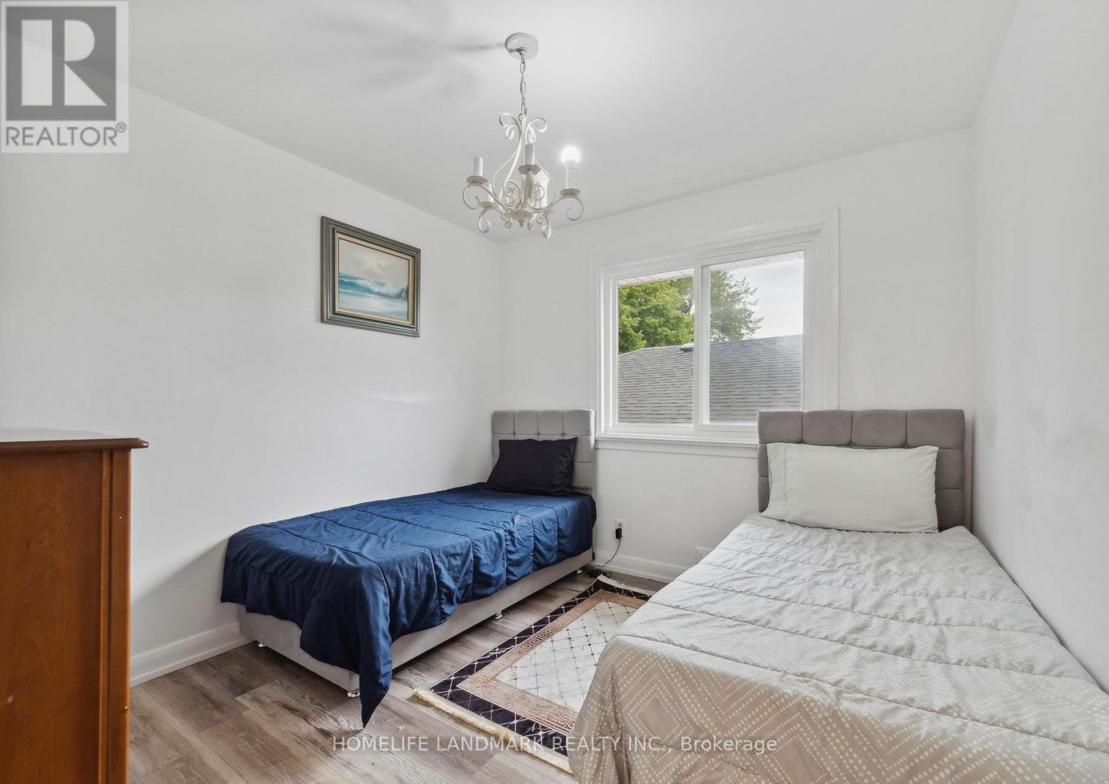 174 Pannahill Road, Toronto, Ontario  M3H 4N7 - Photo 13 - C12485317