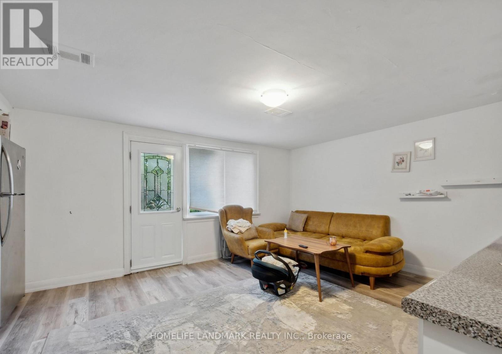 174 Pannahill Road, Toronto, Ontario  M3H 4N7 - Photo 17 - C12485317