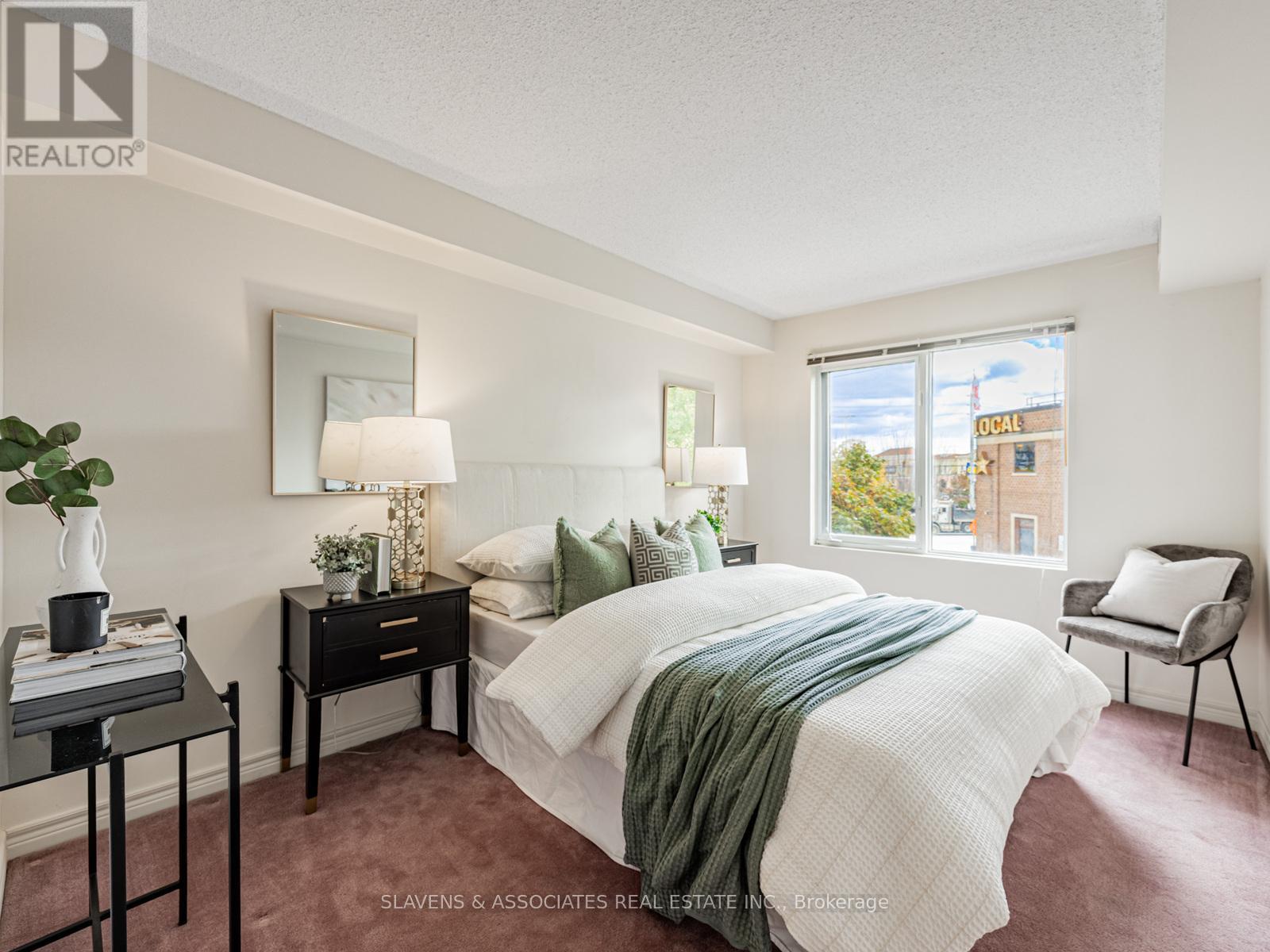 216 - 211 Randolph Road, Toronto, Ontario  M4G 4H1 - Photo 10 - C12485353