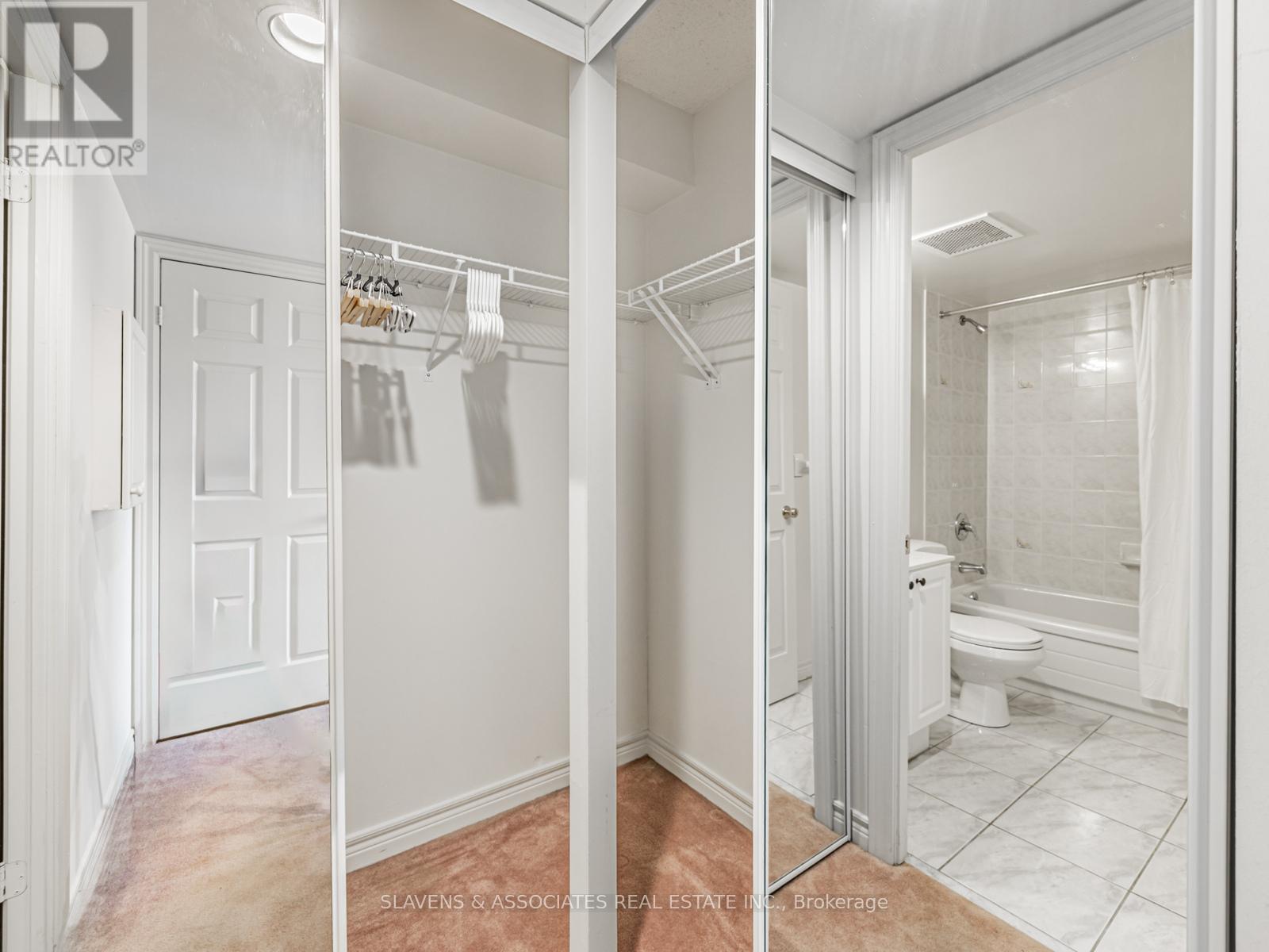 216 - 211 Randolph Road, Toronto, Ontario  M4G 4H1 - Photo 13 - C12485353