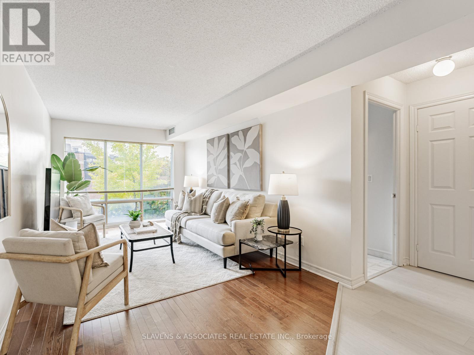 216 - 211 Randolph Road, Toronto, Ontario  M4G 4H1 - Photo 8 - C12485353