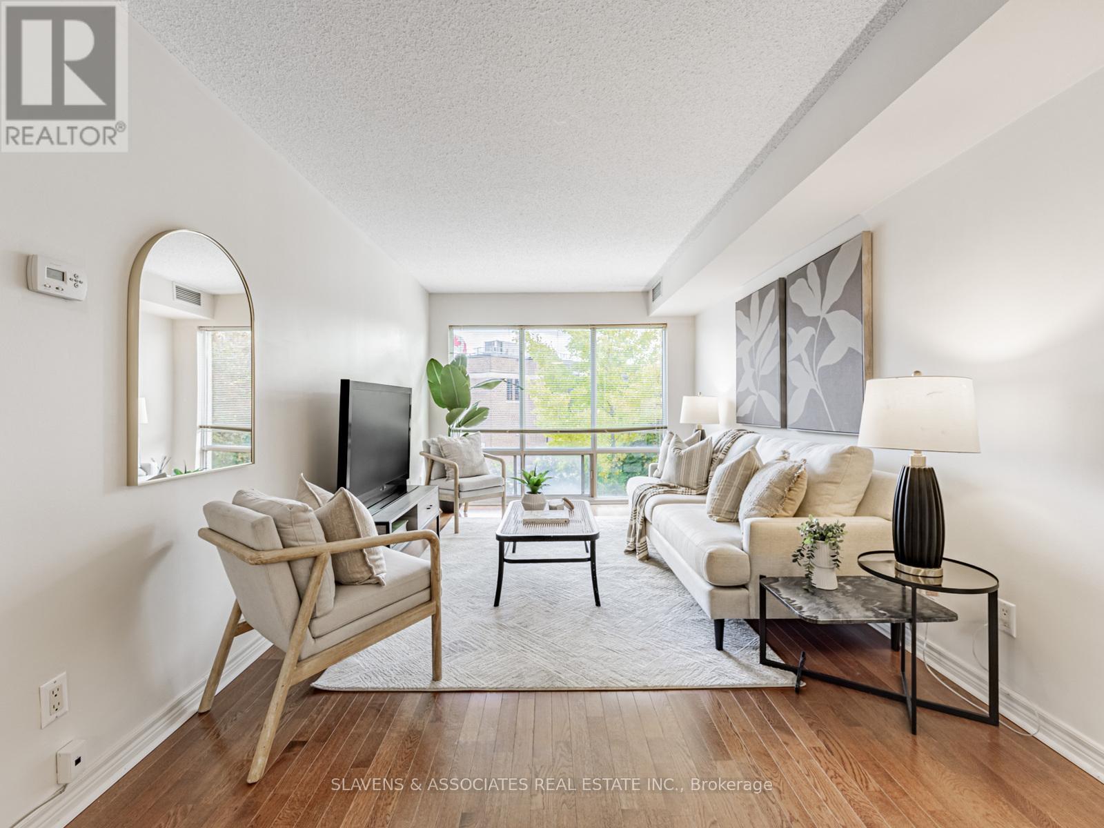 216 - 211 Randolph Road, Toronto, Ontario  M4G 4H1 - Photo 9 - C12485353