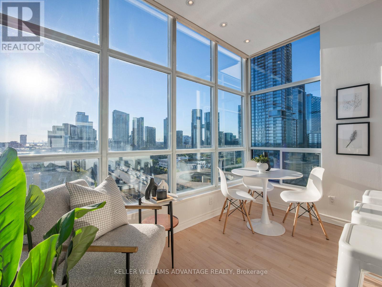 Uph3 - 410 Queens Quay W, Toronto (Waterfront Communities), Ontario  M5V 3T1 - Photo 9 - C12485359