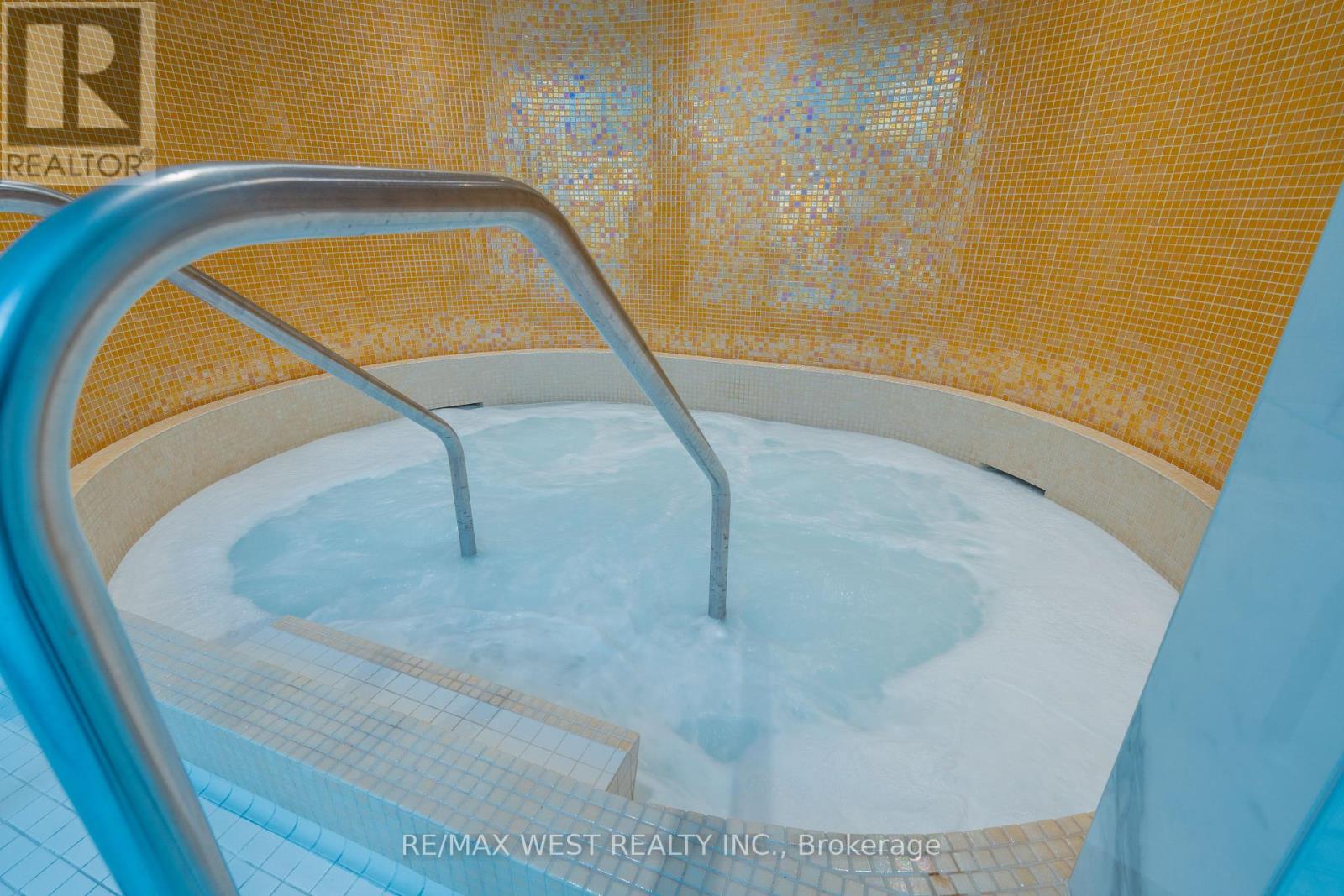 2002 - 1001 Bay Street, Toronto, Ontario  M5S 3A6 - Photo 22 - C12485372