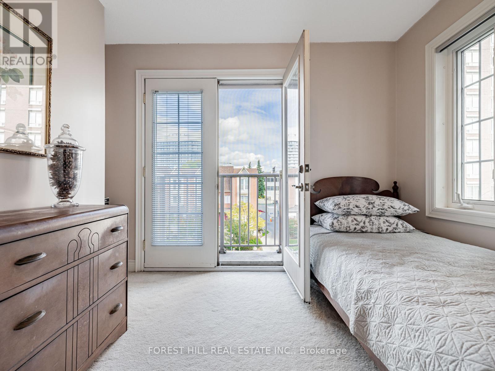 Th-A - 2 Clairtrell Road, Toronto, Ontario  M2N 7H5 - Photo 30 - C12485376