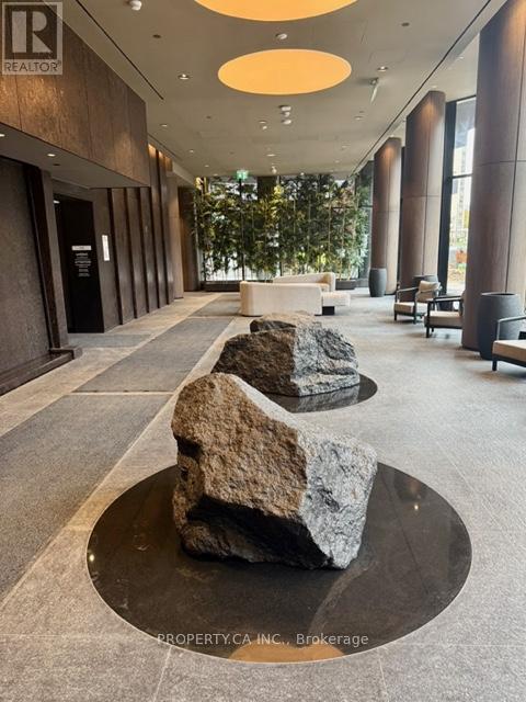 803s - 110 Broadway Avenue, Toronto (Mount Pleasant West), Ontario  M4P 1V7 - Photo 16 - C12485385