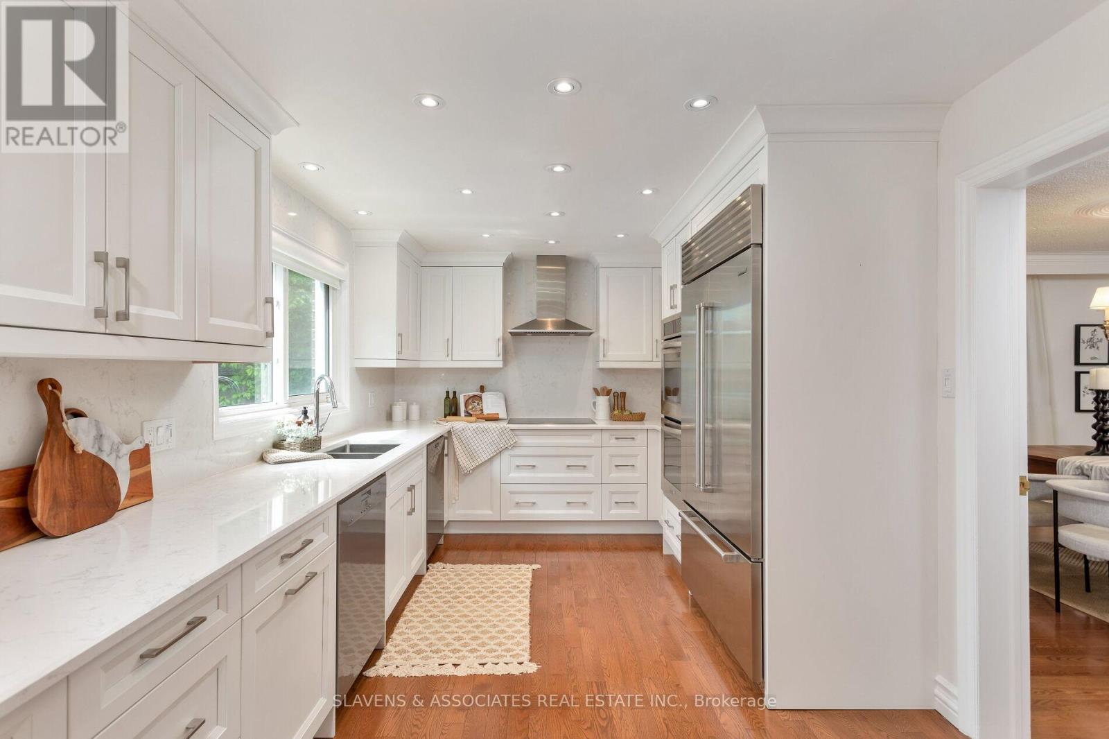 19 Holita Road, Toronto, Ontario  M2M 4C1 - Photo 10 - C12485393