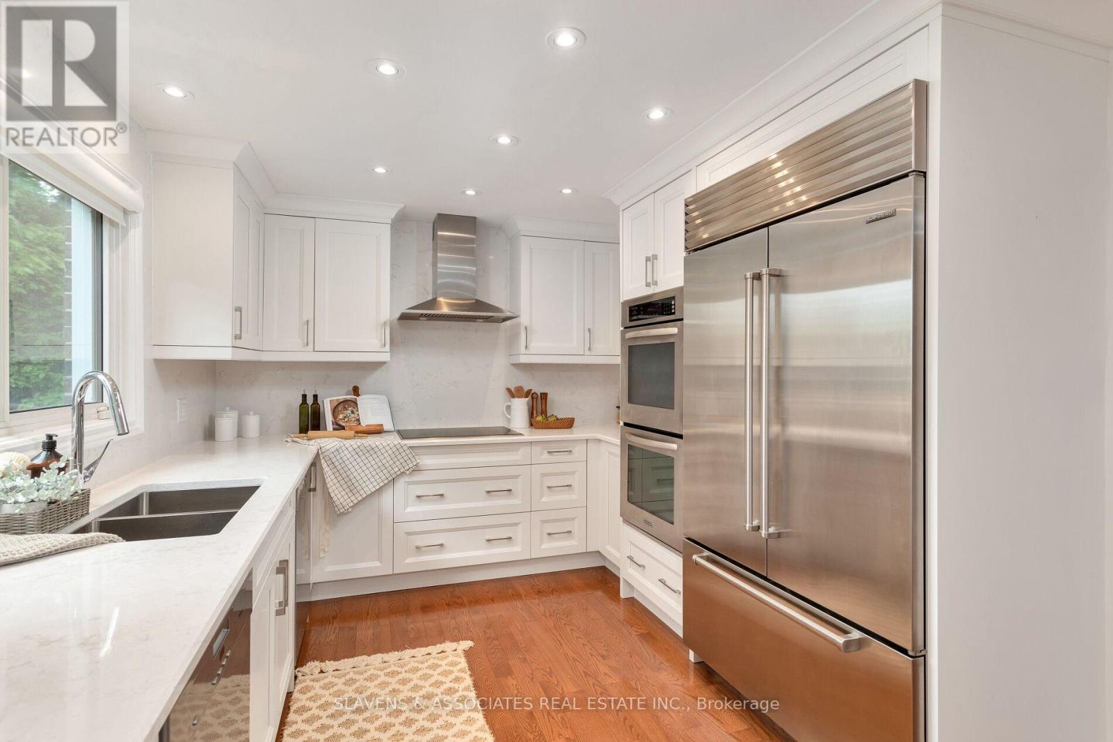 19 Holita Road, Toronto, Ontario  M2M 4C1 - Photo 12 - C12485393