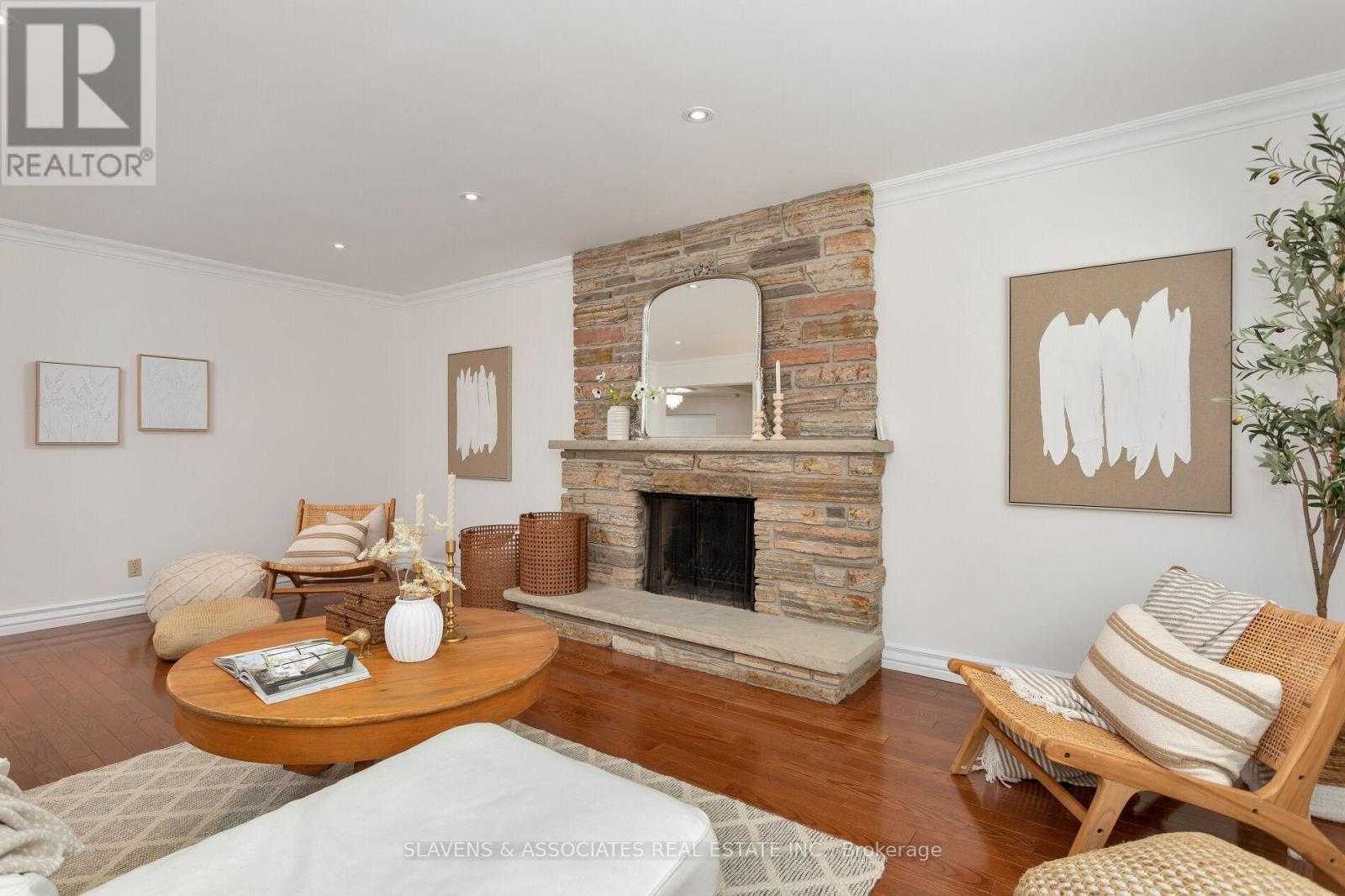 19 Holita Road, Toronto, Ontario  M2M 4C1 - Photo 18 - C12485393