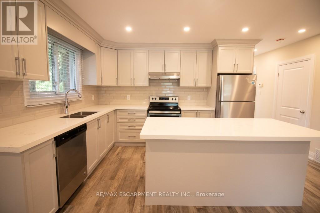 130 West 34th Street, Hamilton, Ontario  L9C 5K3 - Photo 6 - X12484364