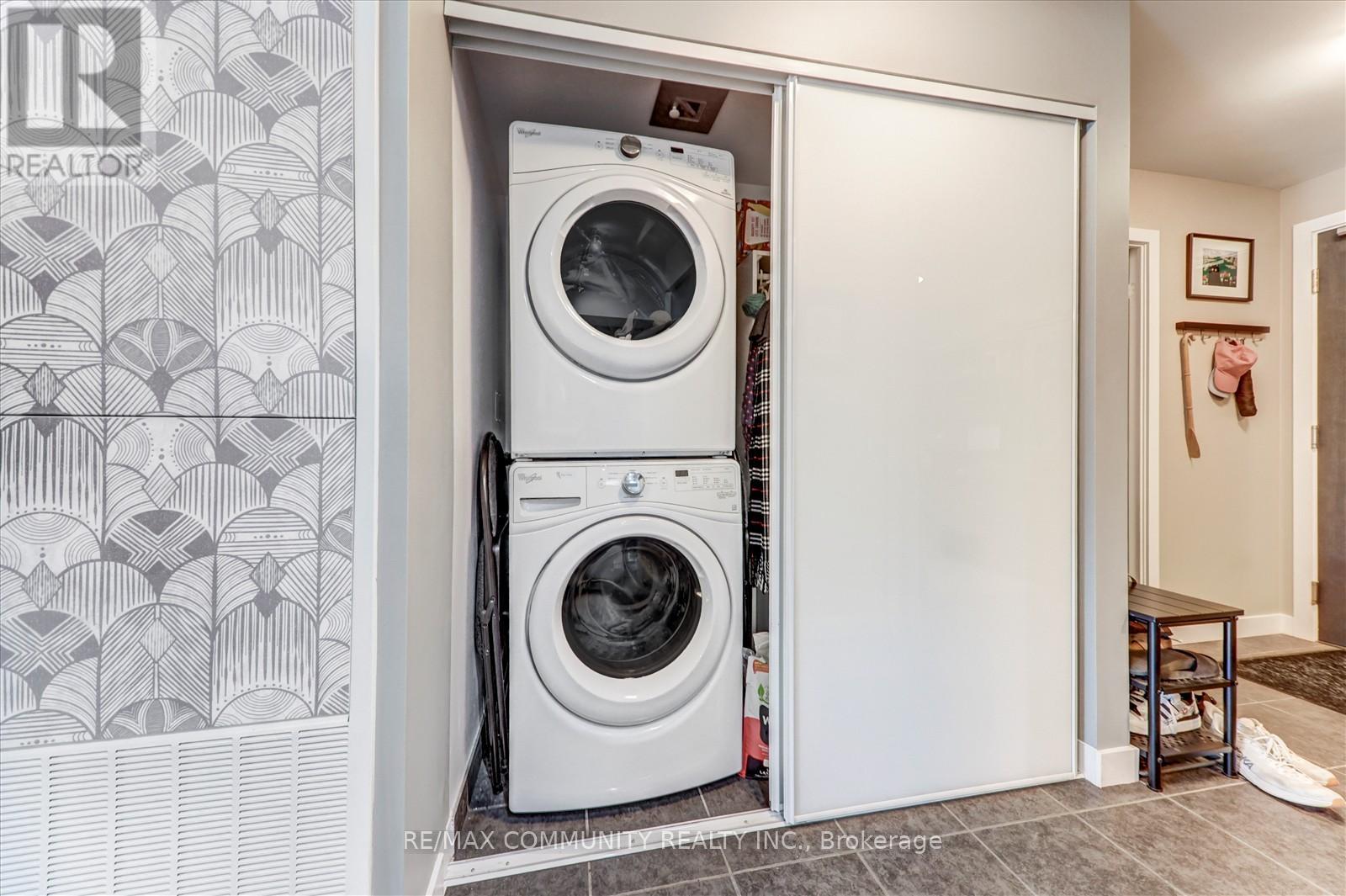 414 - 8 Trent Avenue, Toronto (East End-Danforth), Ontario  M4C 0A6 - Photo 32 - E12485354