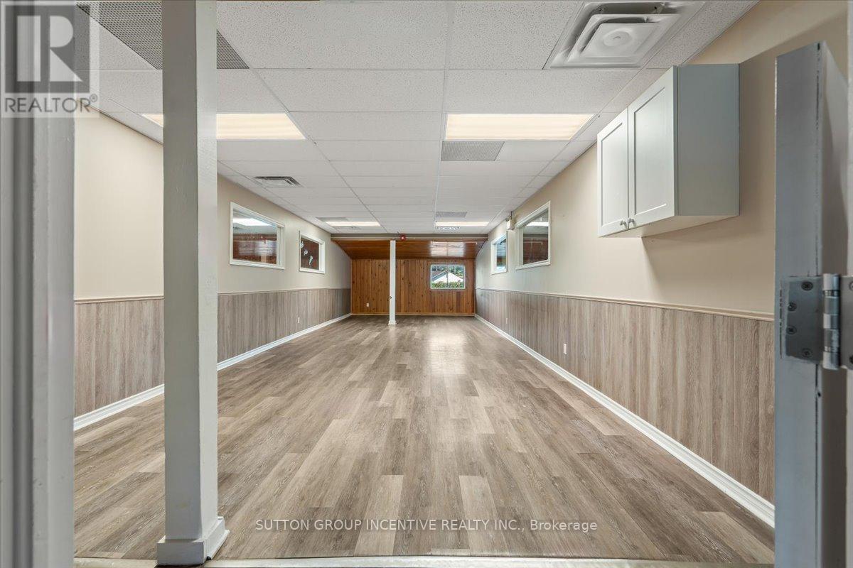 2044 25 Side Road, Innisfil (Alcona), Ontario  L9S 1Z2 - Photo 15 - N12470919