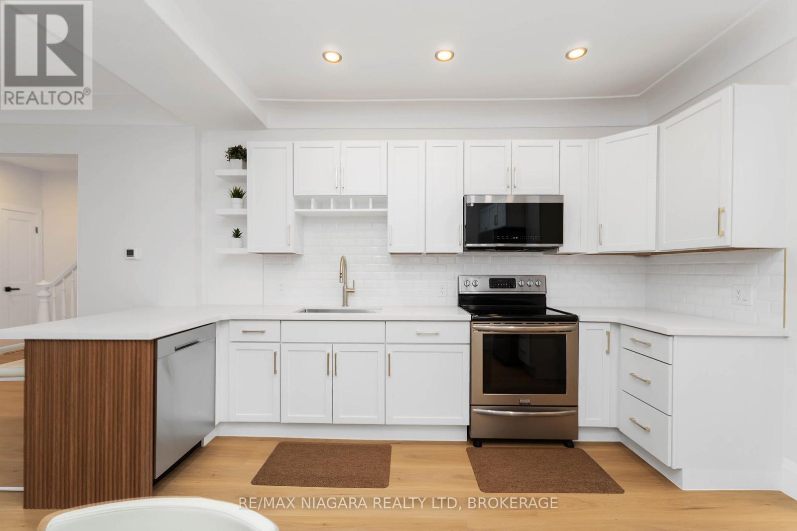 4367 Ontario Street, Lincoln, Ontario  L0R 1B0 - Photo 12 - X12485457