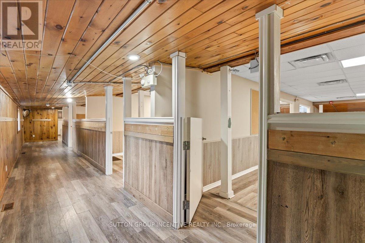 2044 25 Side Road, Innisfil (Alcona), Ontario  L9S 1Z2 - Photo 9 - N12470919