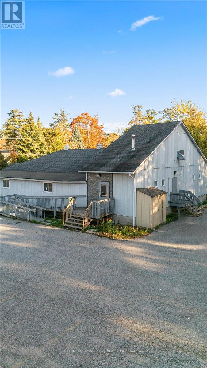 2044 25 Side Road, Innisfil (Alcona), Ontario  L9S 1Z2 - Photo 4 - N12470919