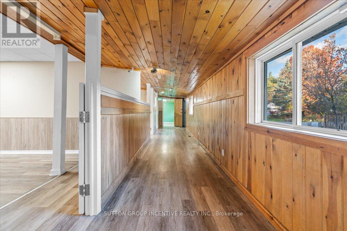 2044 25 Side Road, Innisfil (Alcona), Ontario  L9S 1Z2 - Photo 17 - N12470919