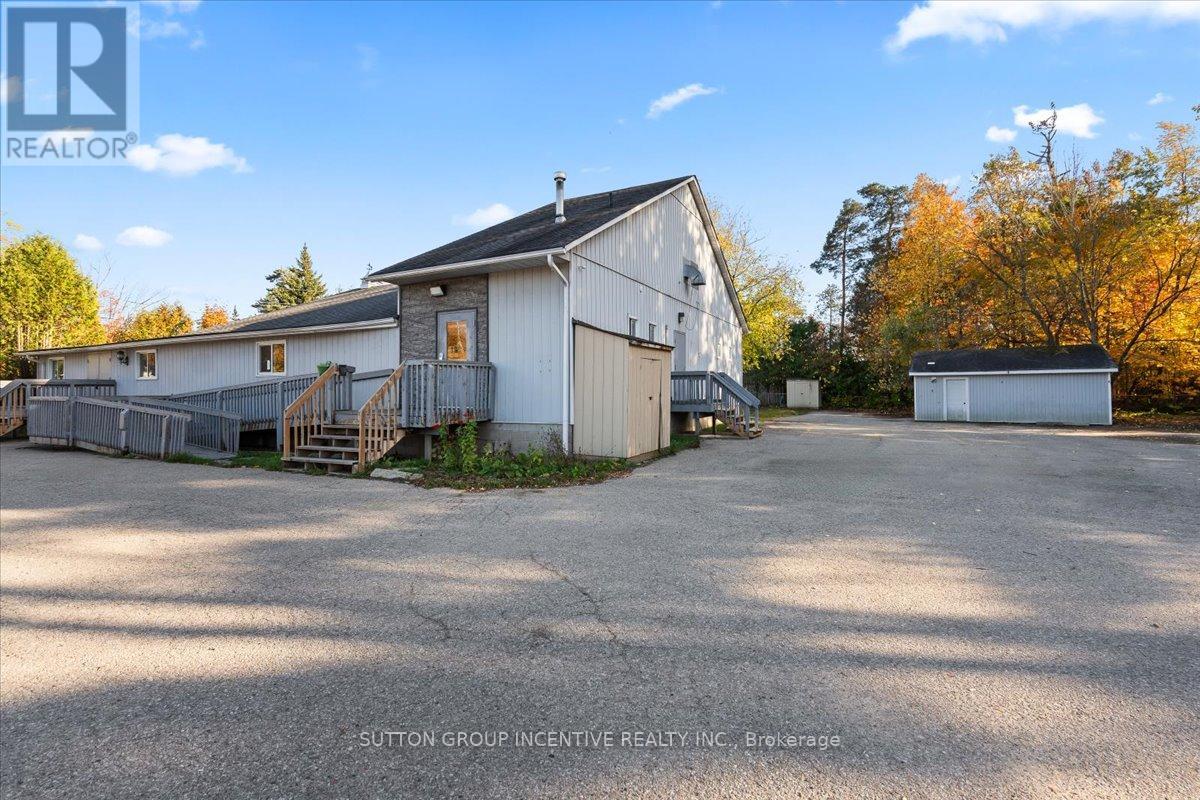 2044 25 Side Road, Innisfil (Alcona), Ontario  L9S 1Z2 - Photo 47 - N12470919