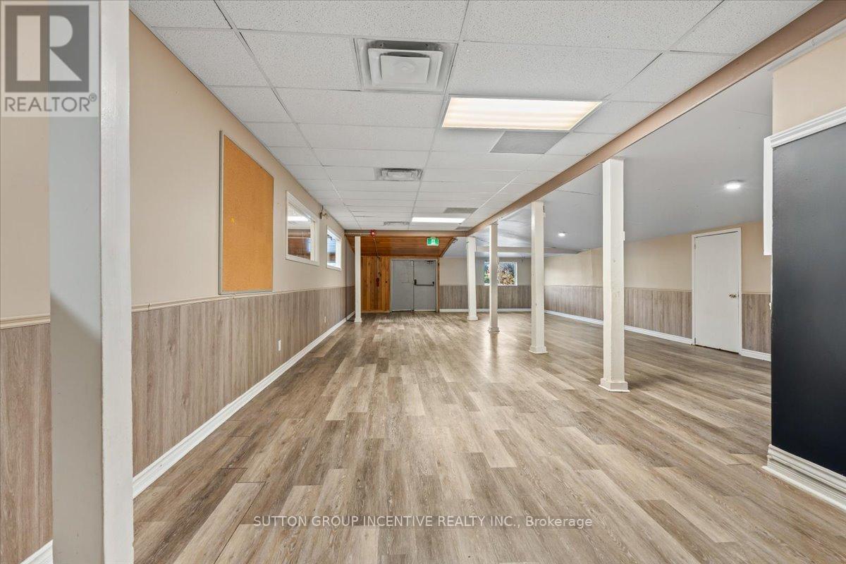 2044 25 Side Road, Innisfil (Alcona), Ontario  L9S 1Z2 - Photo 11 - N12470919