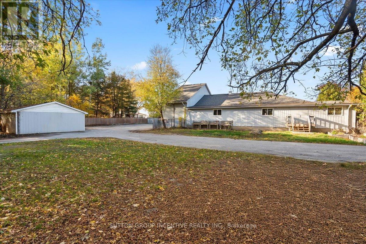 2044 25 Side Road, Innisfil (Alcona), Ontario  L9S 1Z2 - Photo 48 - N12470919