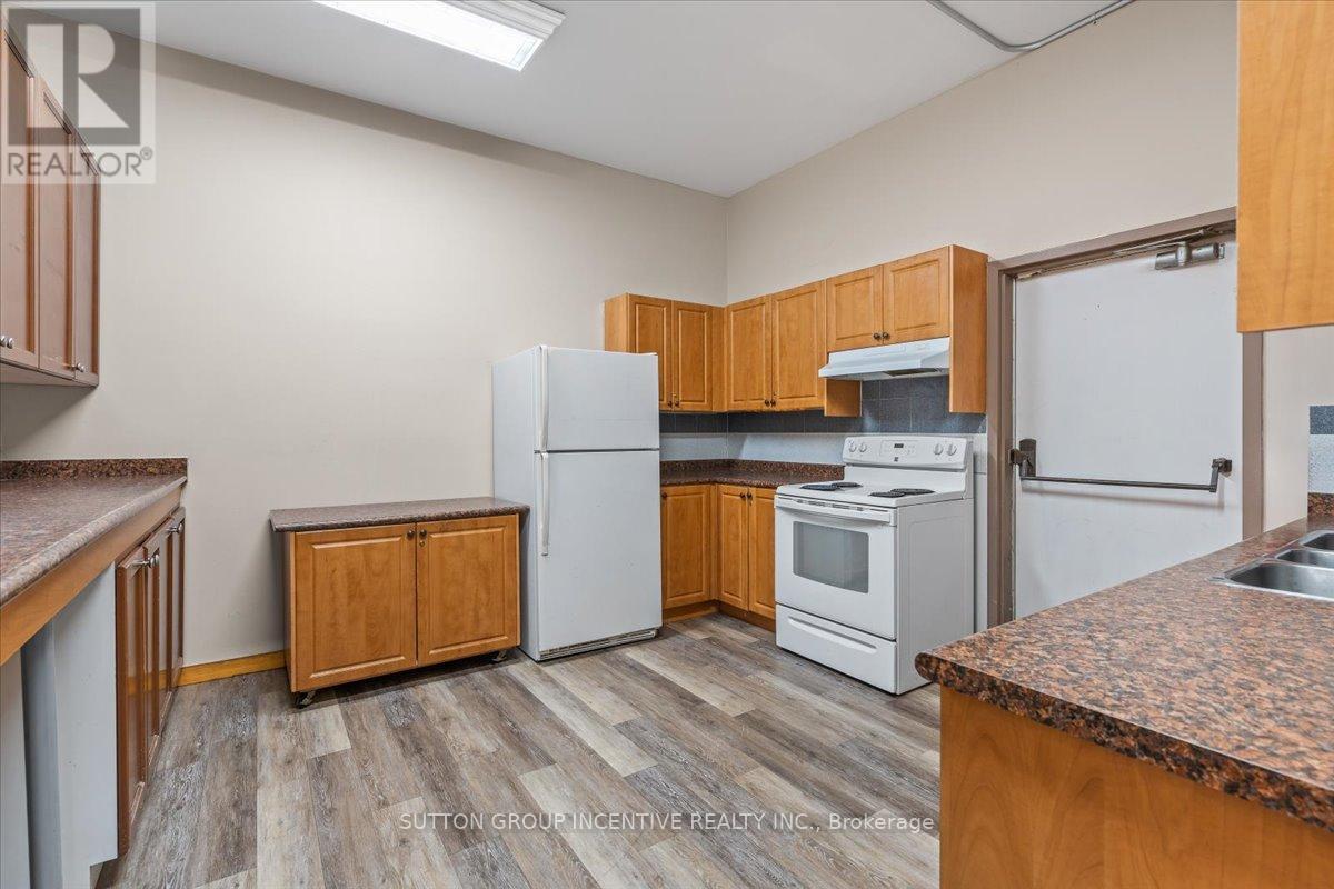 2044 25 Side Road, Innisfil (Alcona), Ontario  L9S 1Z2 - Photo 30 - N12470919