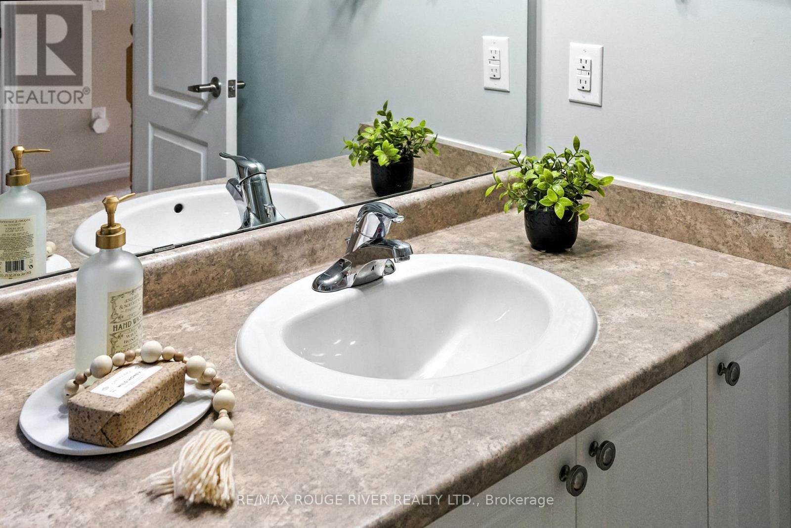 47 James Govan Drive, Whitby, Ontario  L1N 0J9 - Photo 31 - E12485495