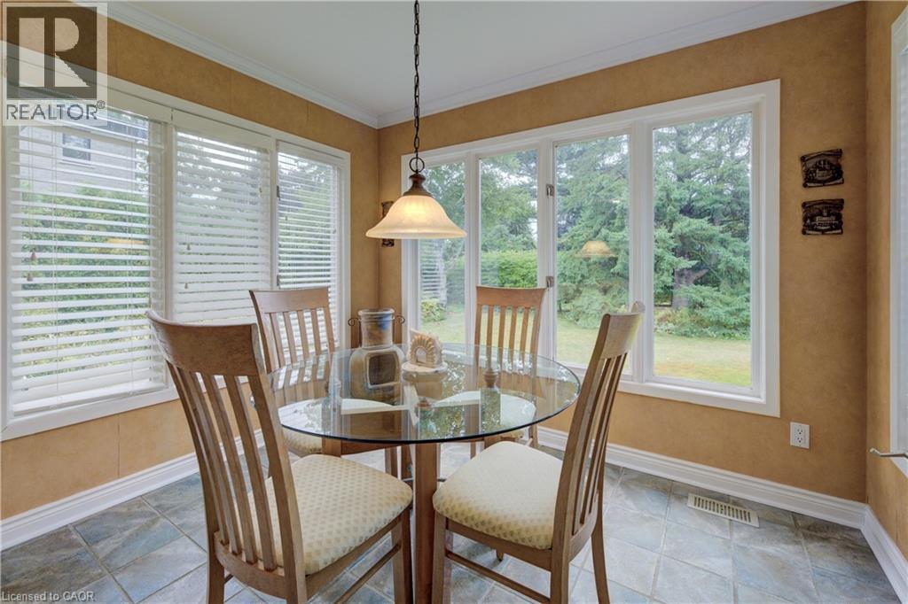 646 Iroquois Avenue, Ancaster, Ontario  L9G 3B4 - Photo 11 - 40781608