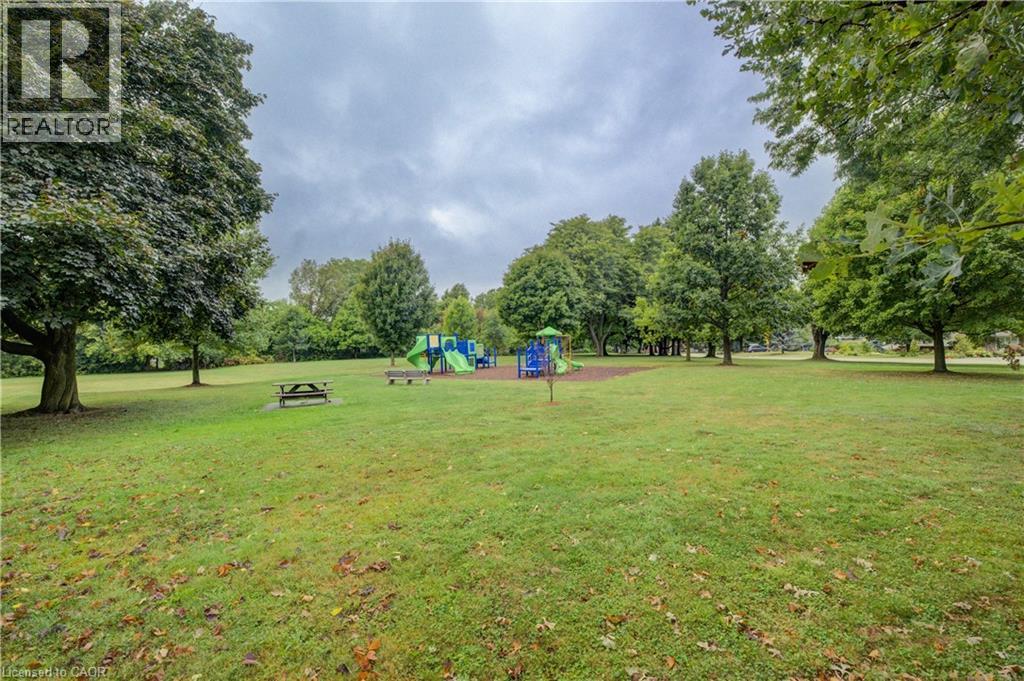 646 Iroquois Avenue, Ancaster, Ontario  L9G 3B4 - Photo 22 - 40781608