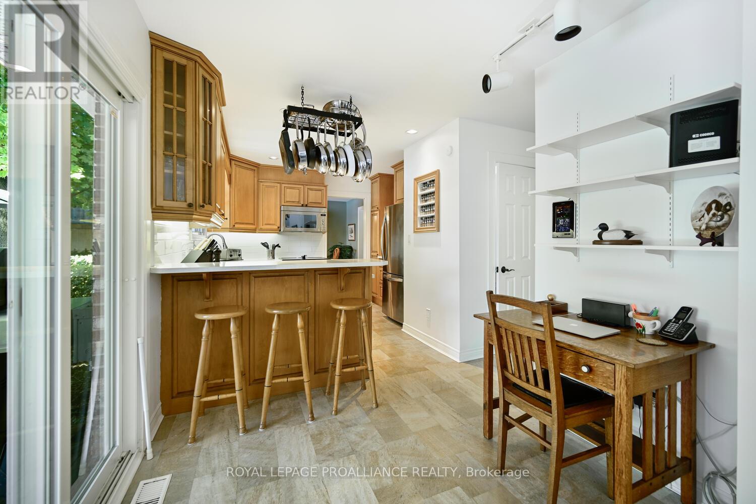 1346 Briarwood Drive, Brockville, Ontario  K6V 6E4 - Photo 15 - X12485479