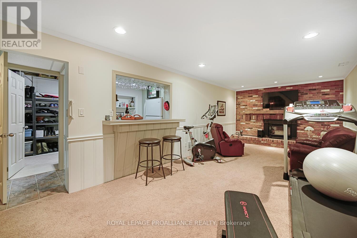 1346 Briarwood Drive, Brockville, Ontario  K6V 6E4 - Photo 29 - X12485479