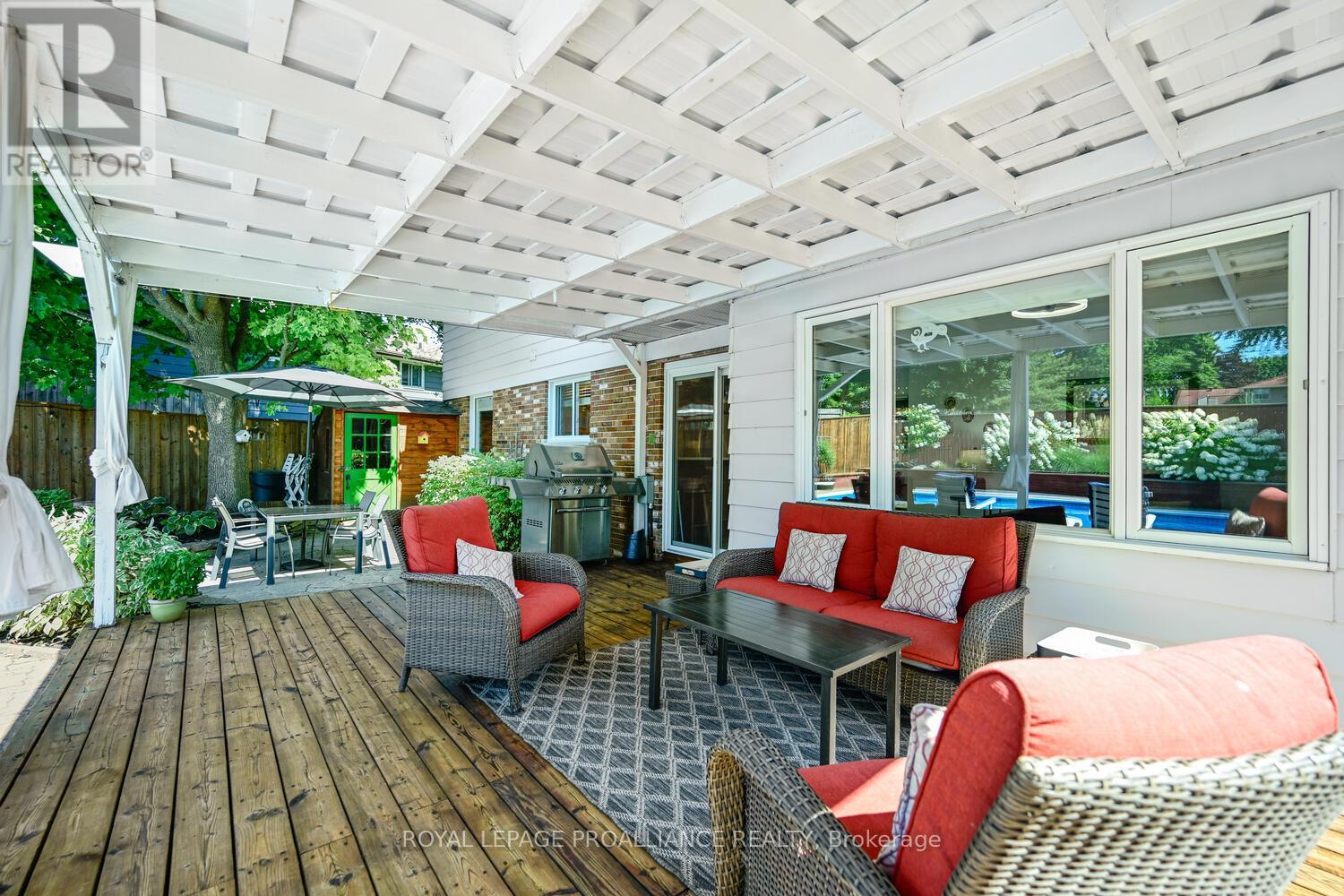 1346 Briarwood Drive, Brockville, Ontario  K6V 6E4 - Photo 35 - X12485479