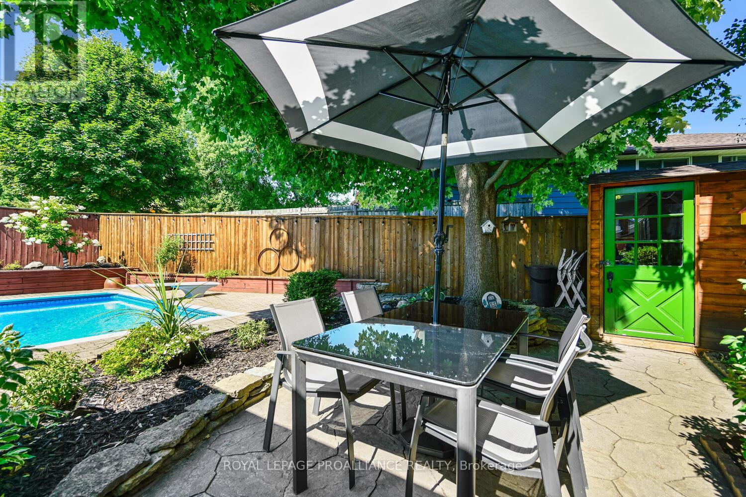 1346 Briarwood Drive, Brockville, Ontario  K6V 6E4 - Photo 40 - X12485479