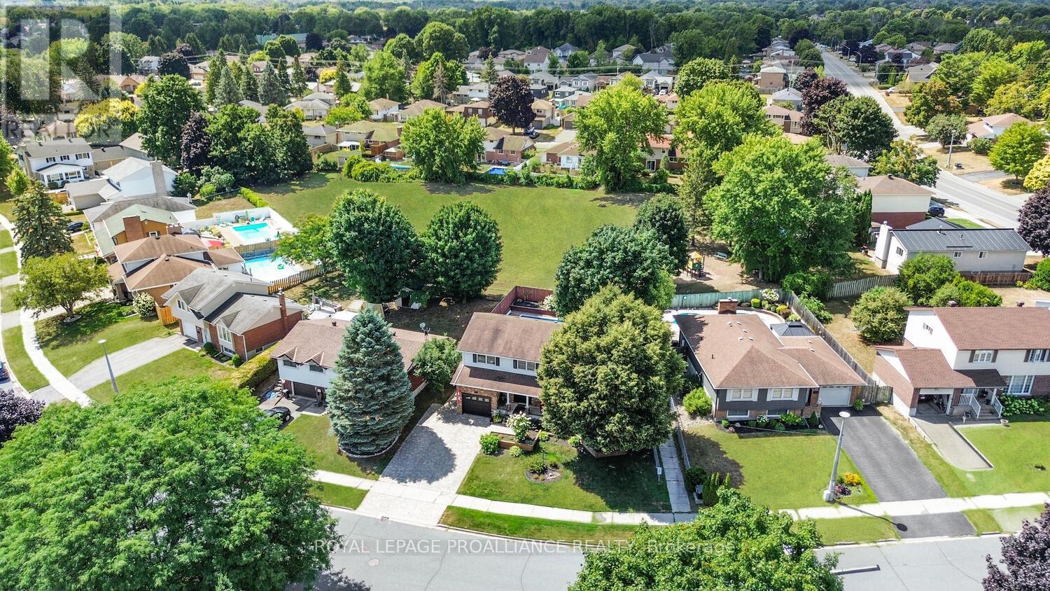 1346 Briarwood Drive, Brockville, Ontario  K6V 6E4 - Photo 46 - X12485479