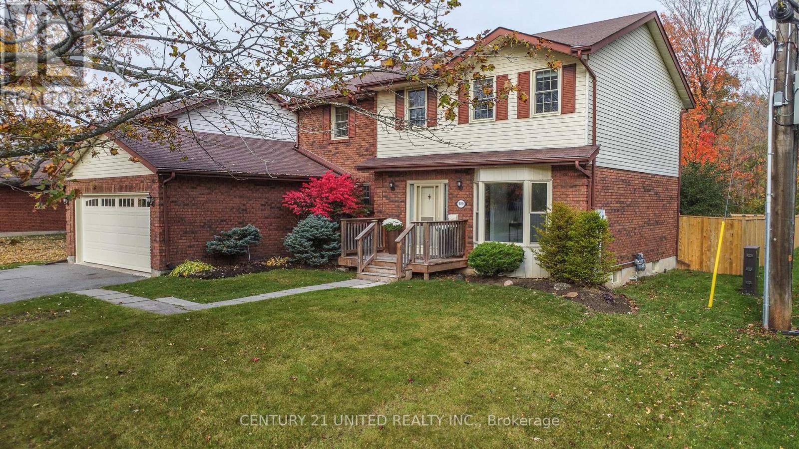 220 RIDGEWOOD ROAD, Peterborough, Ontario