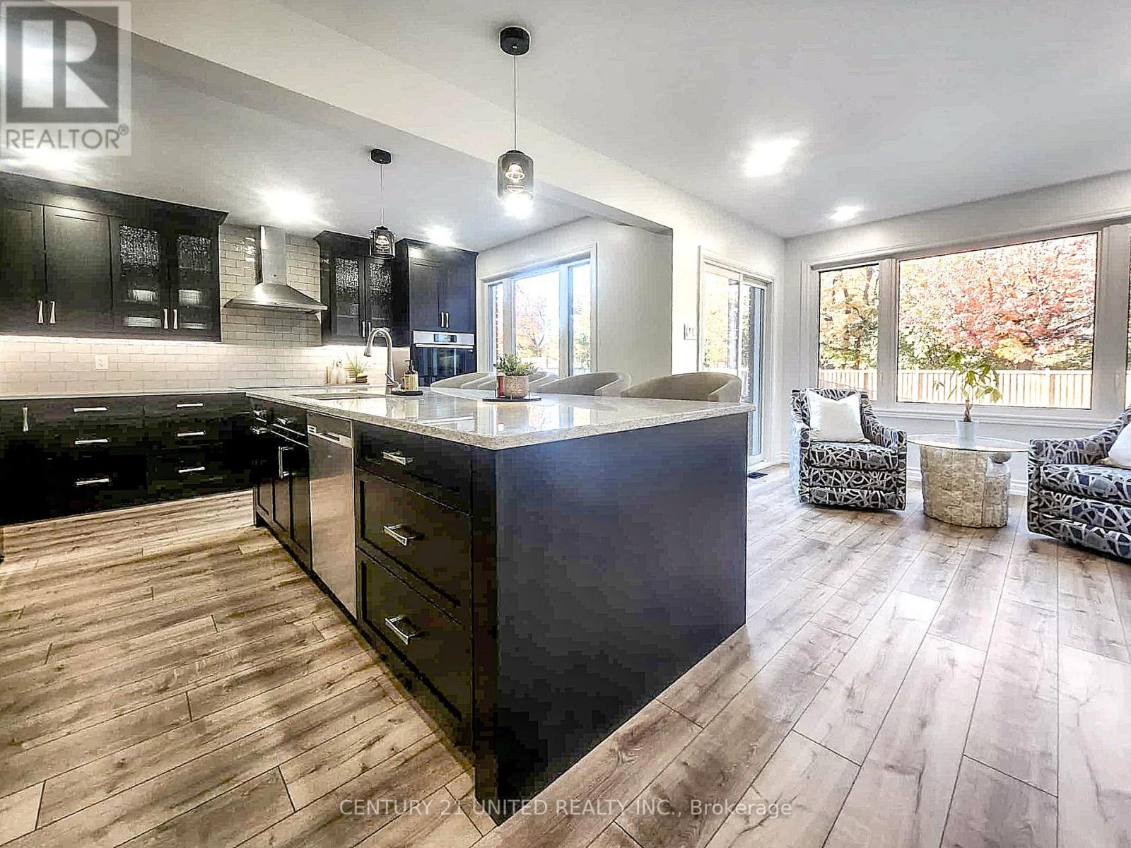 220 Ridgewood Road, Peterborough, Ontario K9J 8A3 - Photo 14 - X12485518