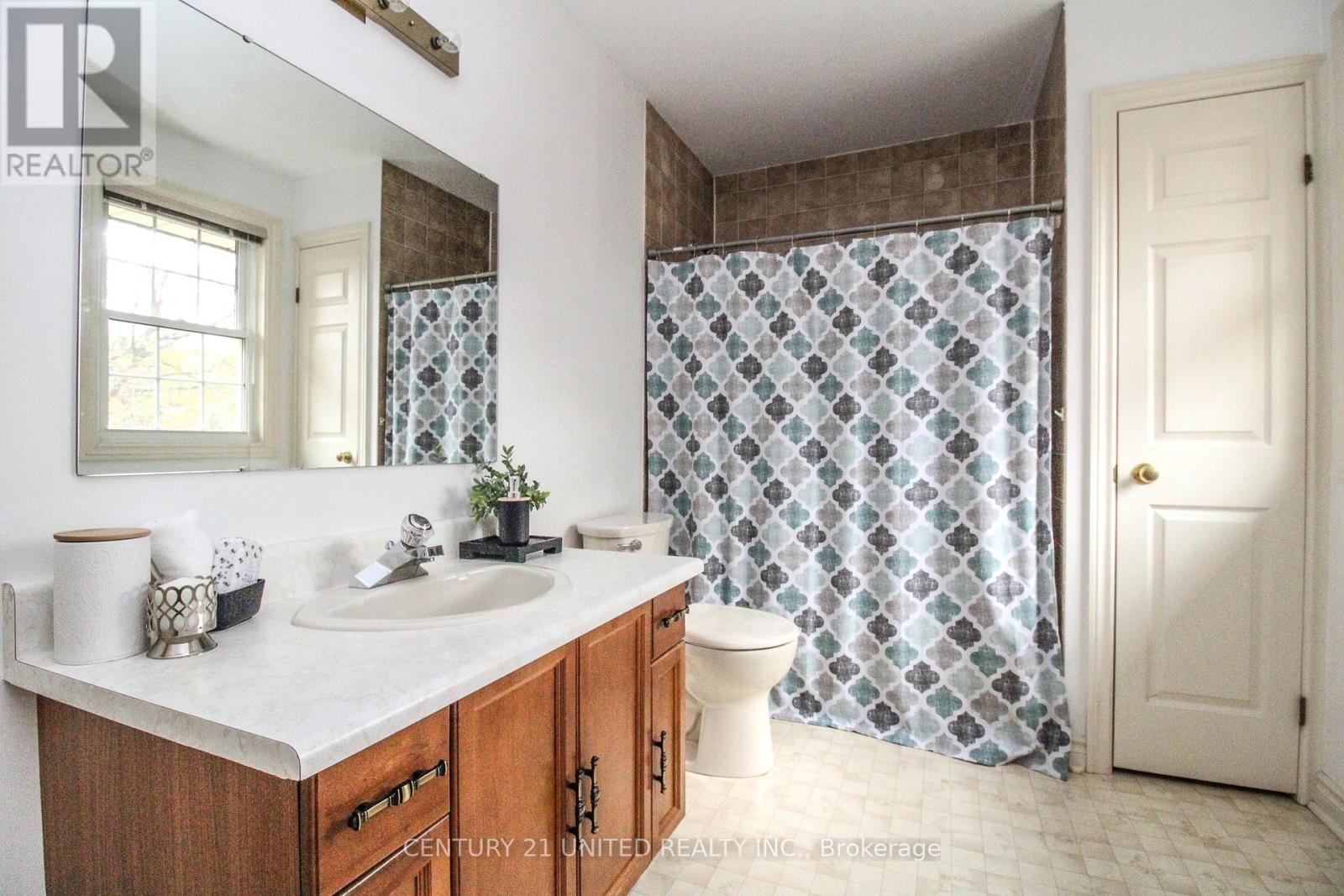 220 Ridgewood Road, Peterborough, Ontario K9J 8A3 - Photo 29 - X12485518