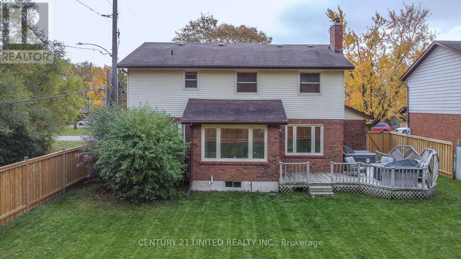 220 Ridgewood Road, Peterborough, Ontario K9J 8A3 - Photo 3 - X12485518