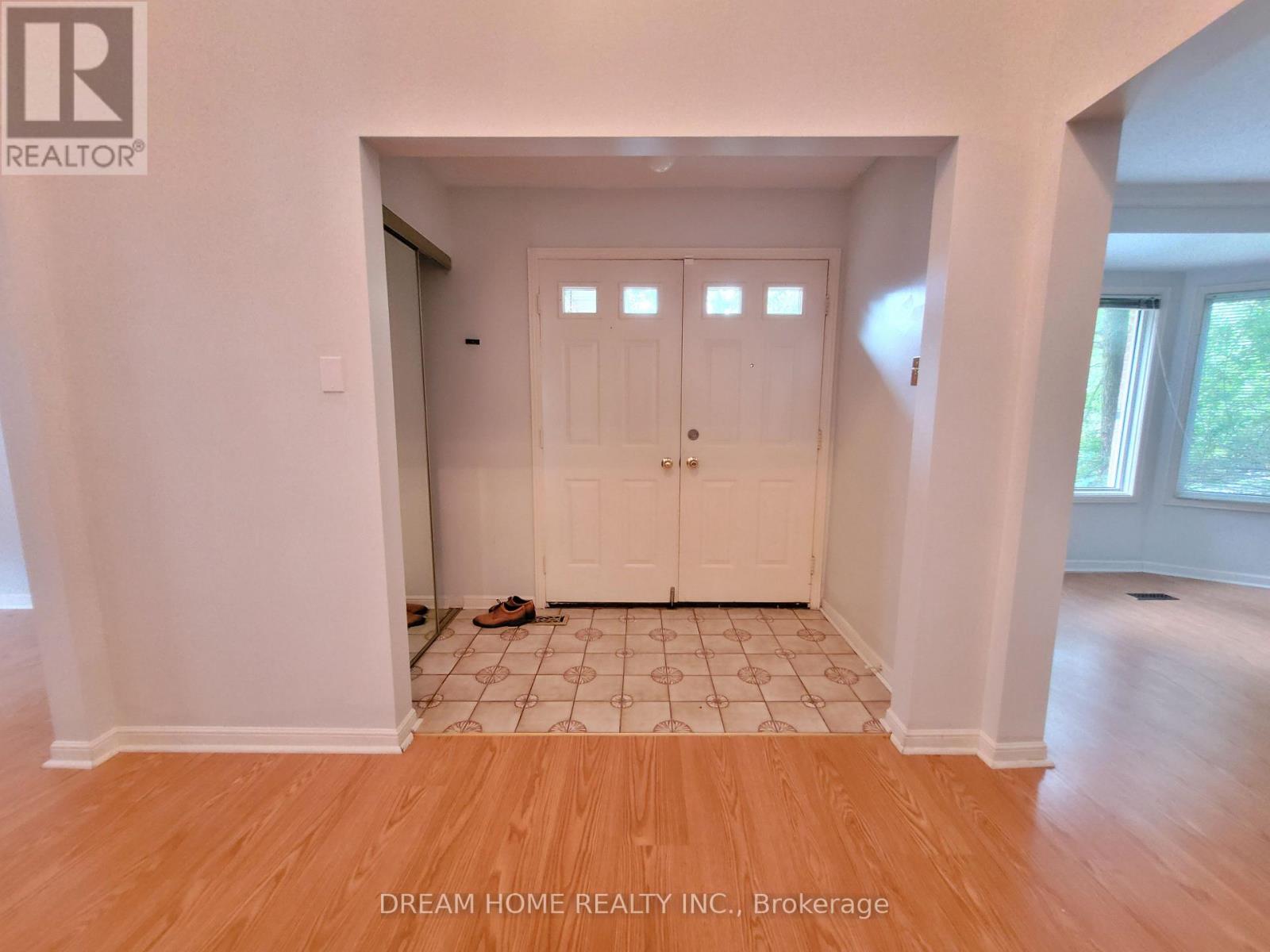 42 Emeline Crescent, Markham, Ontario  L3P 4G4 - Photo 3 - N12485318