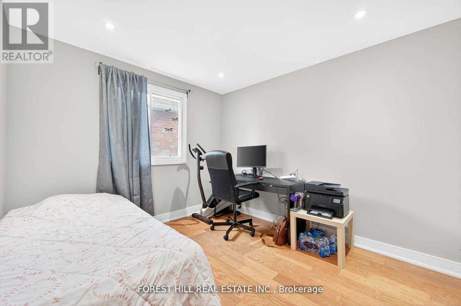 104 Armitage Drive, Newmarket, Ontario  L3Y 5L7 - Photo 15 - N12485328